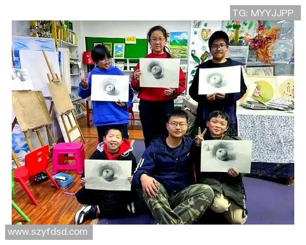 足球明星的绘画技巧与创作灵感分享，带你走进艺术与运动的完美结合